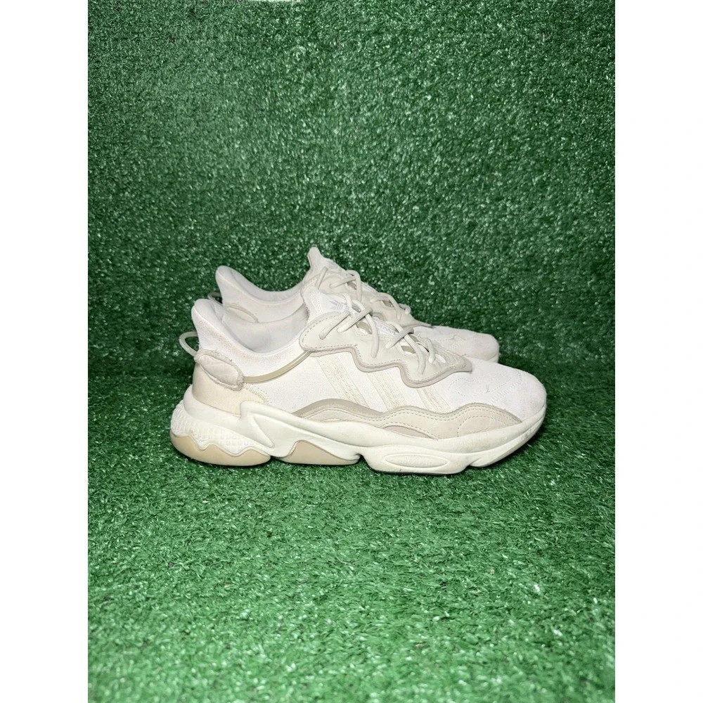 Adidas‎ Ozweego Low Womens Size 8 Beige Comfort Running Shoes Walking Sneakers